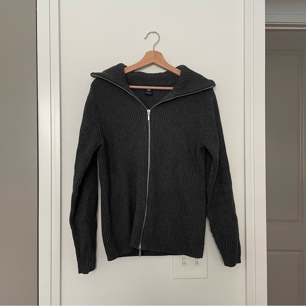 GAP • vintage 2000’s cotton heavy knit zip sweater
